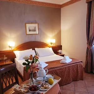 Hotel Squarciarelli, Grottaferrata